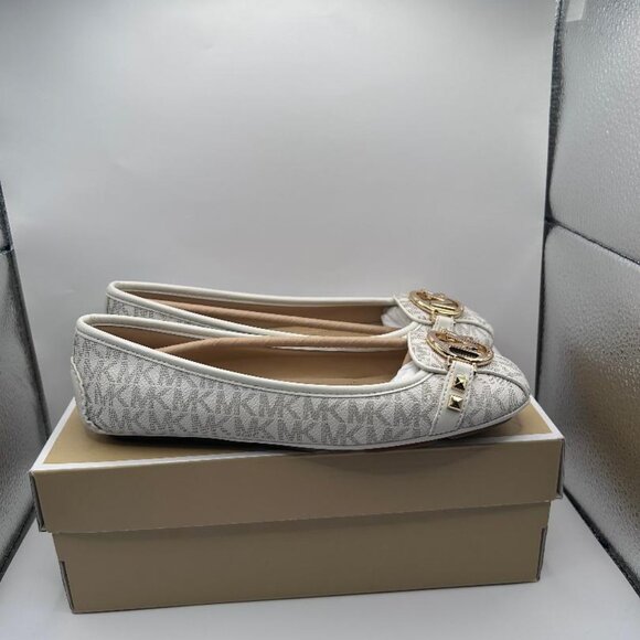 Michael Kors Fulton Moccasin in Vanilla Size 7.5 Gold Metal Accents - Picture 6 of 9